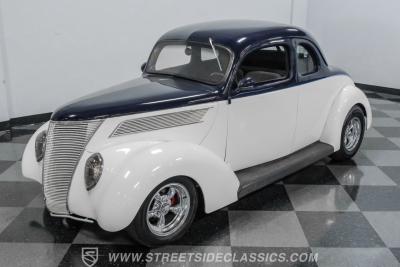 1937 Ford 5-Window Coupe Streetrod