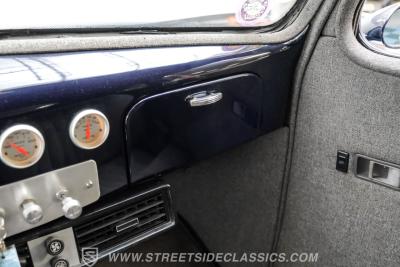 1937 Ford 5-Window Coupe Streetrod