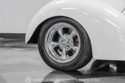 1937 Ford 5-Window Coupe Streetrod