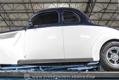 1937 Ford 5-Window Coupe Streetrod
