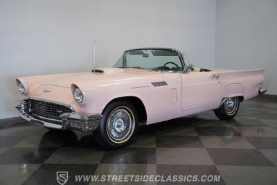 1957 Ford Thunderbird