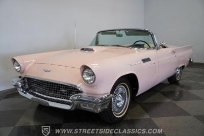 1957 Ford Thunderbird