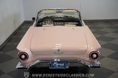 1957 Ford Thunderbird