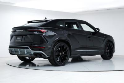 2022 Lamborghini Urus