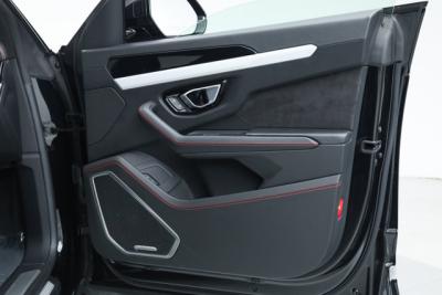 2022 Lamborghini Urus