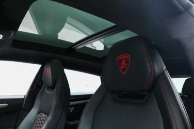 2022 Lamborghini Urus