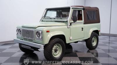 1997 Land Rover Defender 90 NAS