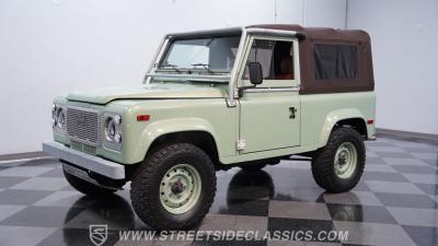 1997 Land Rover Defender 90 NAS