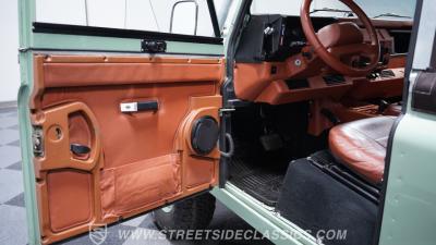 1997 Land Rover Defender 90 NAS