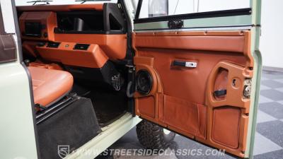 1997 Land Rover Defender 90 NAS