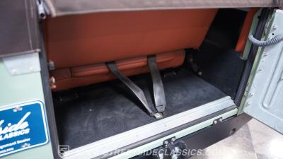 1997 Land Rover Defender 90 NAS