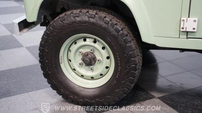 1997 Land Rover Defender 90 NAS