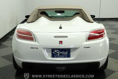 2009 Saturn Sky  Red Line