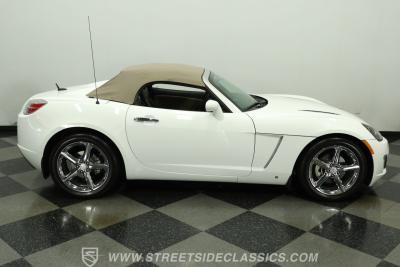 2009 Saturn Sky  Red Line