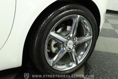 2009 Saturn Sky  Red Line