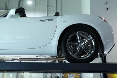 2009 Saturn Sky  Red Line