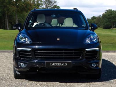 2017 Porsche 4.2 TD V8 S TiptronicS 4WD Euro 6 (s/s) 5dr