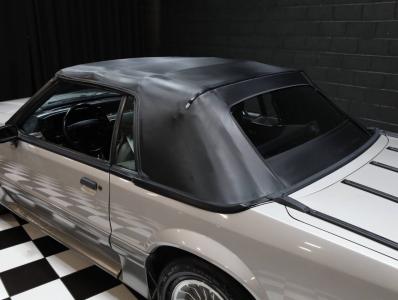 1990 Ford Mustang