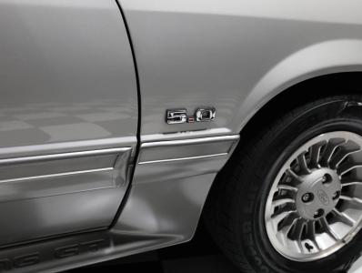 1990 Ford Mustang