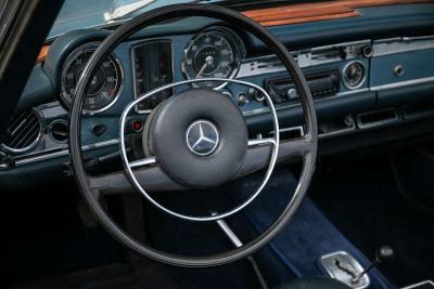1970 Mercedes - Benz 280SL