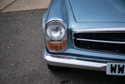 1970 Mercedes - Benz 280SL