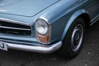 1970 Mercedes - Benz 280SL