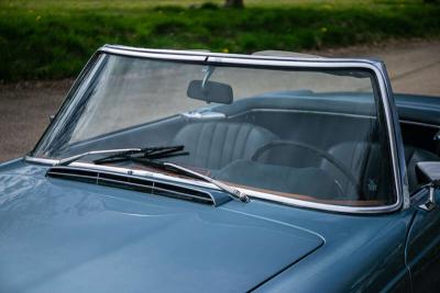 1970 Mercedes - Benz 280SL