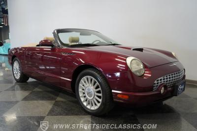 2004 Ford Thunderbird
