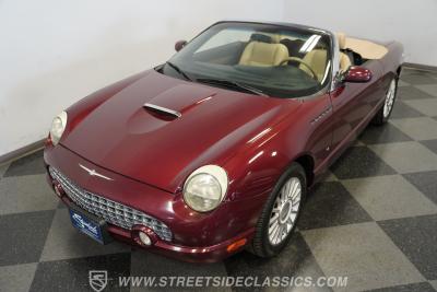 2004 Ford Thunderbird