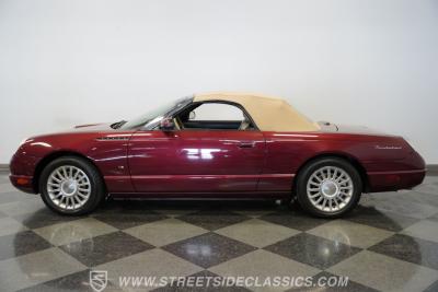 2004 Ford Thunderbird