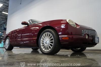 2004 Ford Thunderbird
