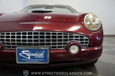 2004 Ford Thunderbird