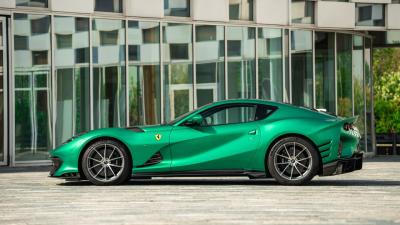 2023 Ferrari 812 Competizione