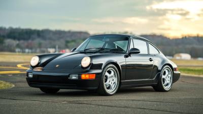 1990 Porsche 911 Carrera 2 Coupe