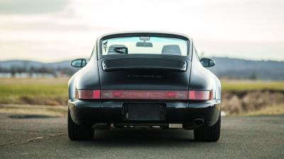 1990 Porsche 911 Carrera 2 Coupe