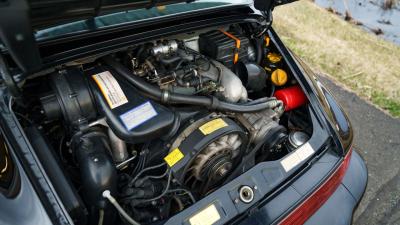 1990 Porsche 911 Carrera 2 Coupe