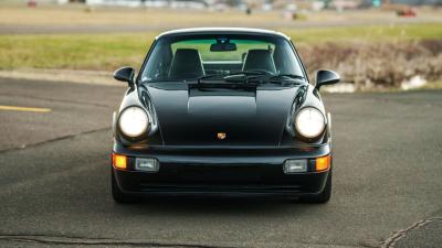 1990 Porsche 911 Carrera 2 Coupe