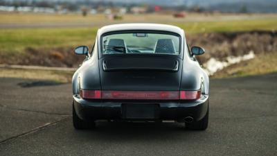 1990 Porsche 911 Carrera 2 Coupe