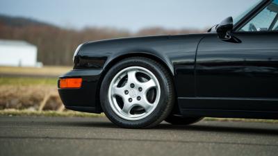 1990 Porsche 911 Carrera 2 Coupe