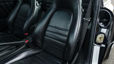 1990 Porsche 911 Carrera 2 Coupe