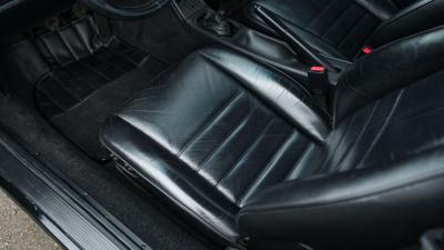 1990 Porsche 911 Carrera 2 Coupe