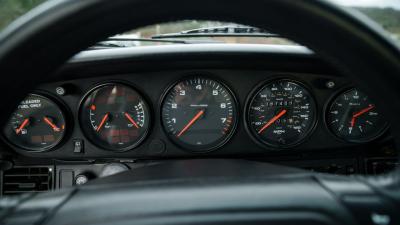 1990 Porsche 911 Carrera 2 Coupe