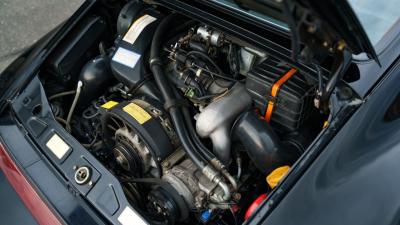 1990 Porsche 911 Carrera 2 Coupe