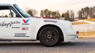 1975 Porsche 911 Carrera RSR Tribute