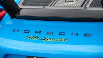 2015 Porsche 918 Spyder Weissach Package