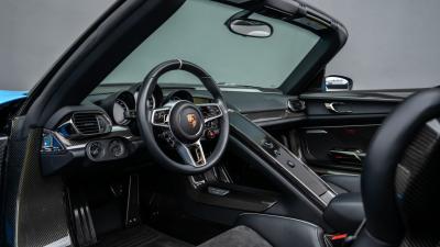 2015 Porsche 918 Spyder Weissach Package