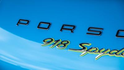 2015 Porsche 918 Spyder Weissach Package