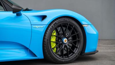 2015 Porsche 918 Spyder Weissach Package