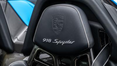 2015 Porsche 918 Spyder Weissach Package