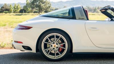 2019 Porsche 911 Targa 4 GTS
